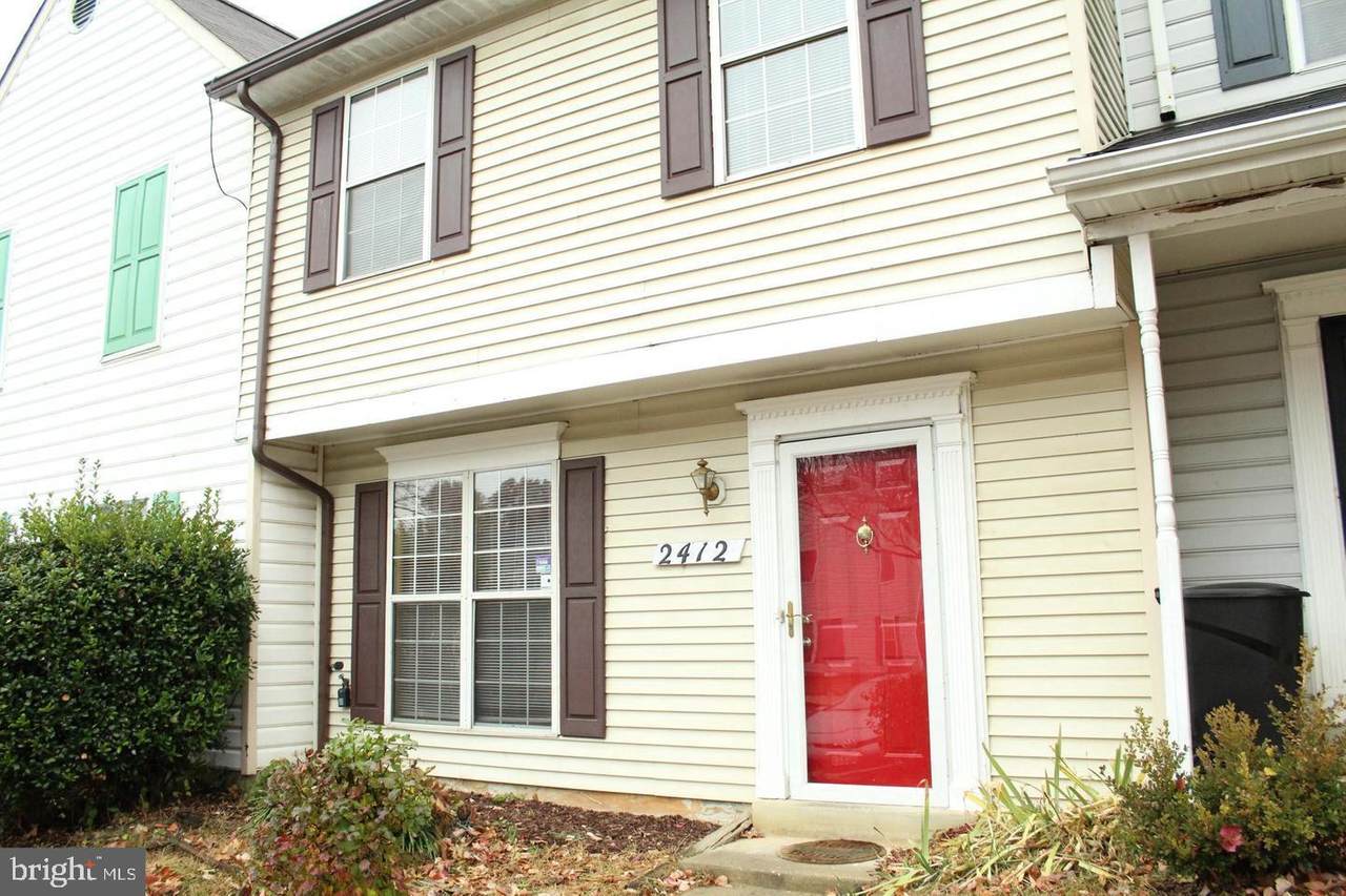 2412 Rosecroft Village Circle - Photo 1