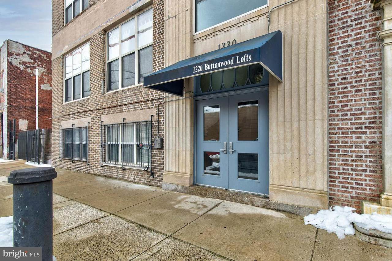 1220 Buttonwood Street - Photo 1