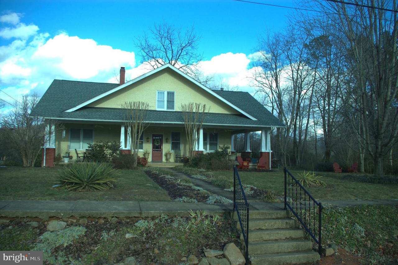 481 Mount Salem Avenue - Photo 1