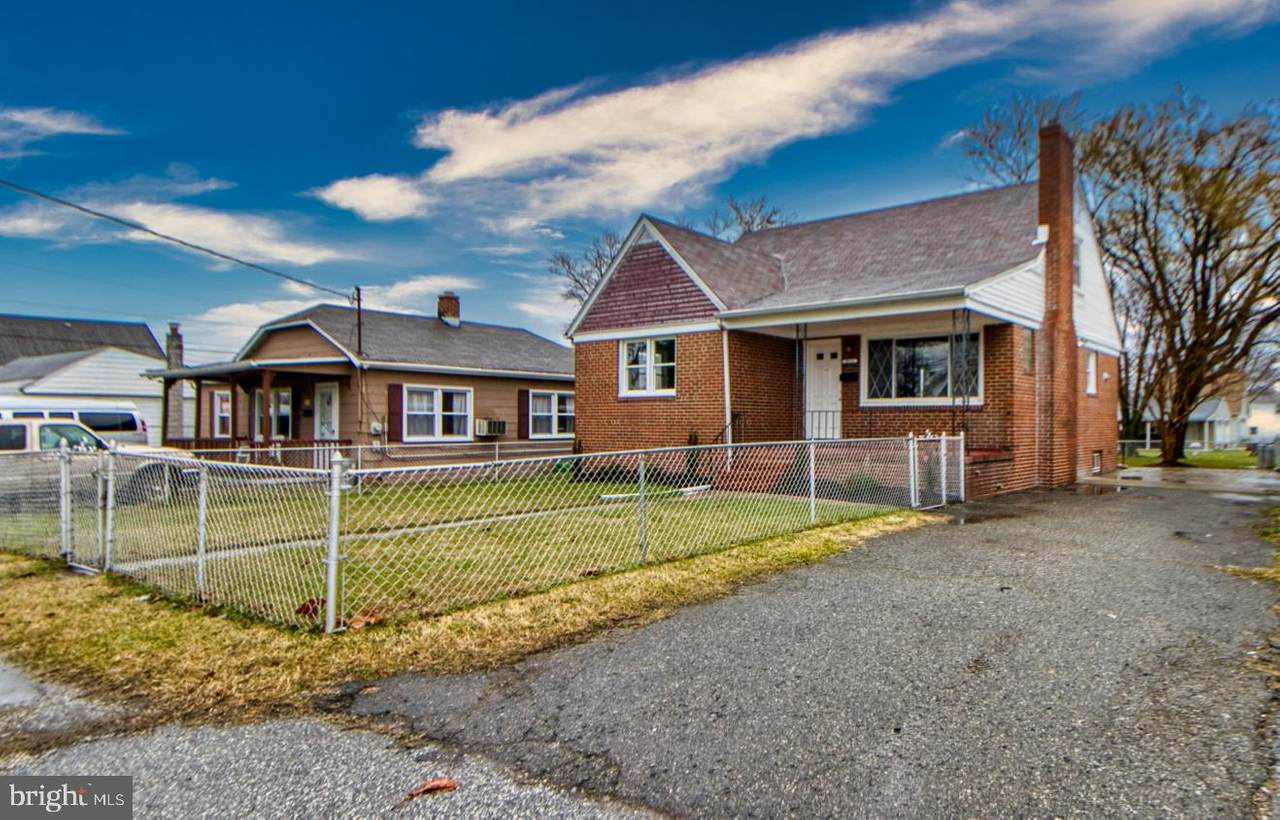2512 North Point Road - Photo 1