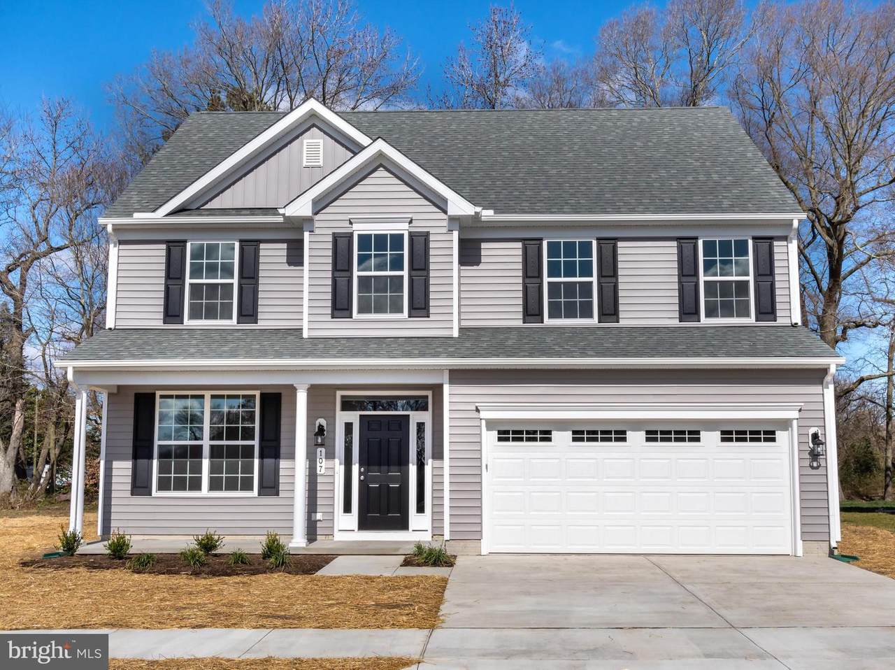 320 Morning Glory Drive - Photo 1
