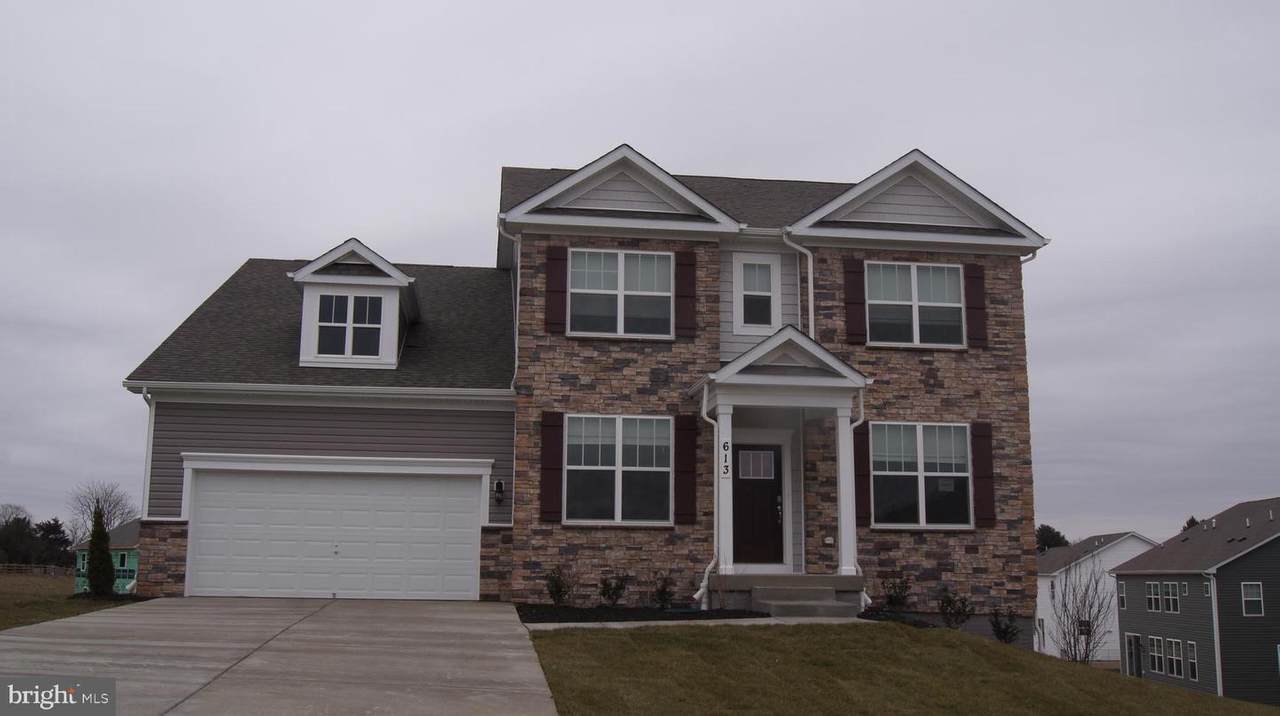 586 Friendship Road - Photo 1