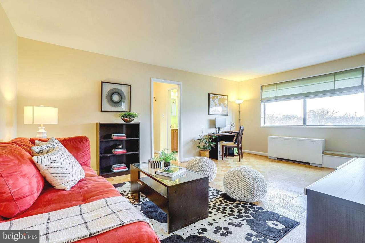 3515 Washington Boulevard - Photo 1