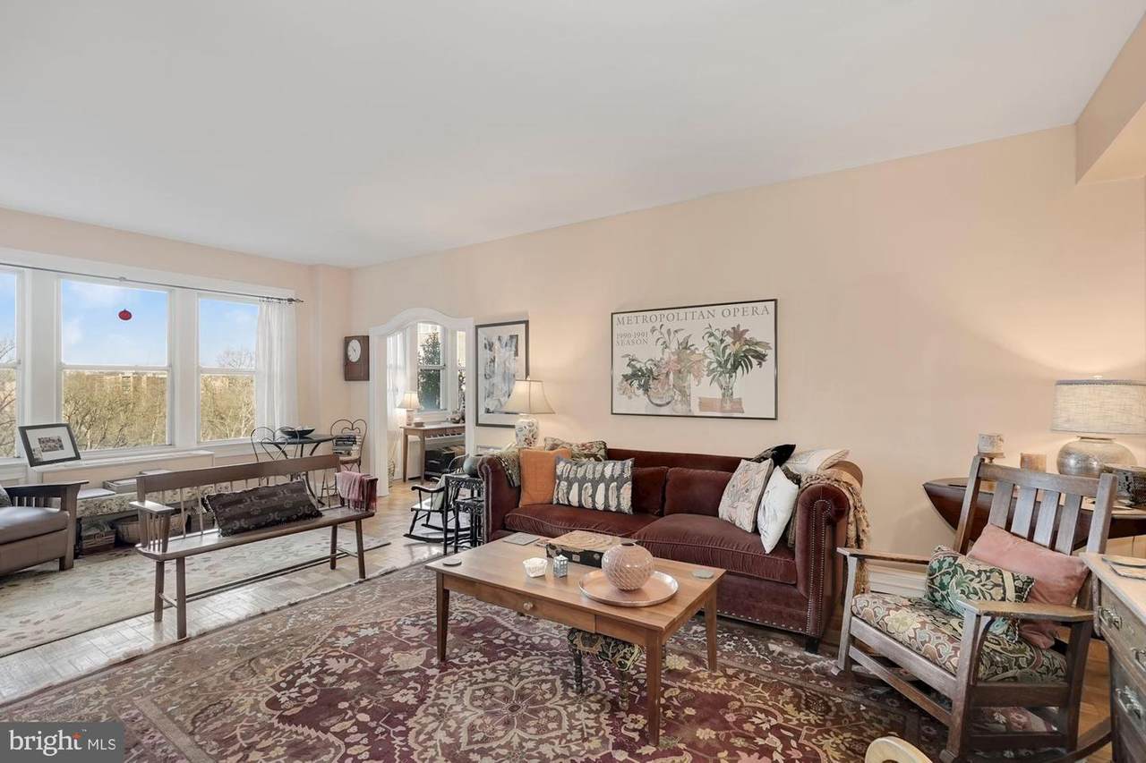 4000 Cathedral Avenue - Photo 1