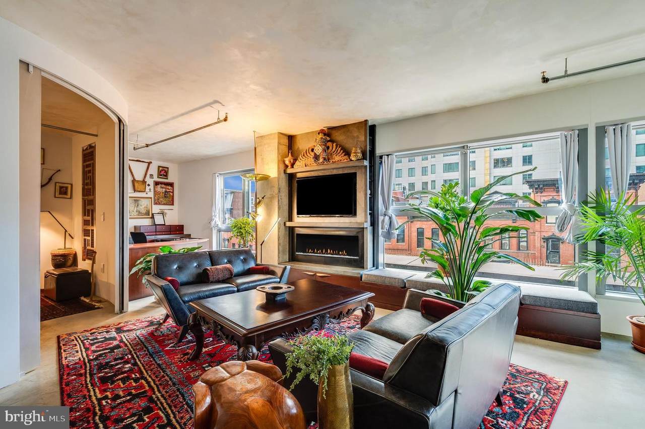 777 7TH Street - Photo 1