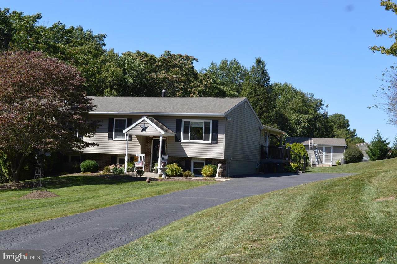 3012 Glenvue Drive - Photo 1