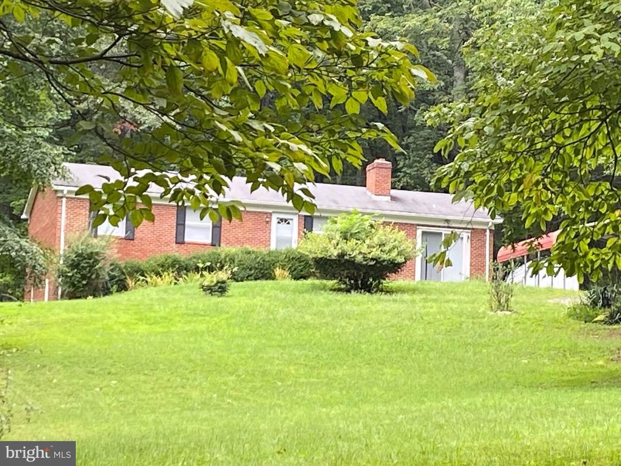 41 Comptons Road - Photo 1