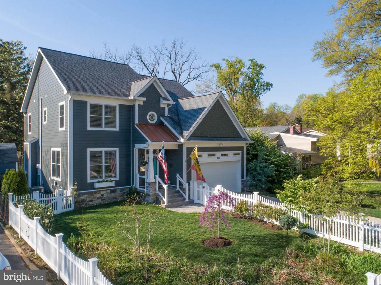 721 Warren Drive - Photo 1