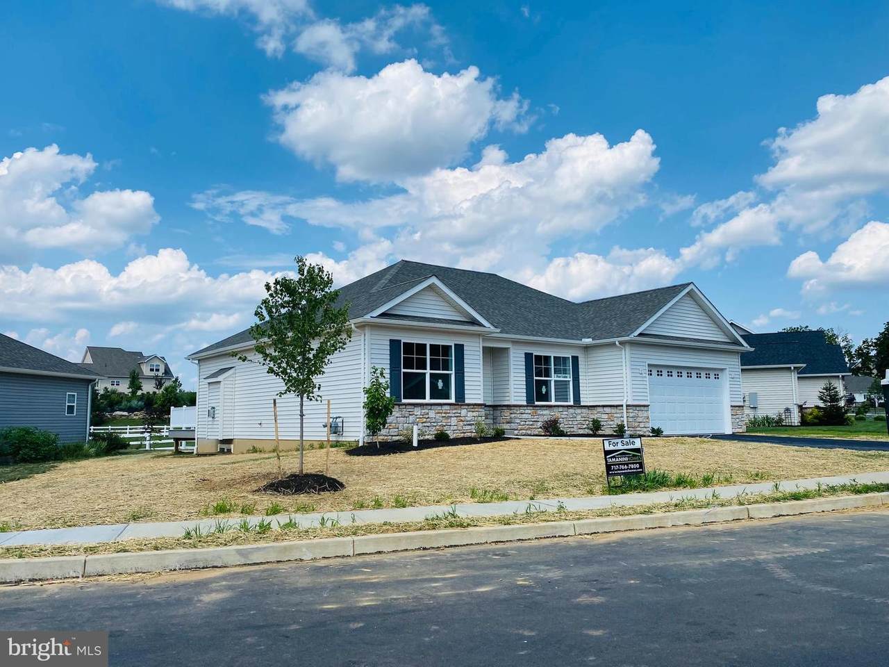 62 Franklin Drive - Photo 1