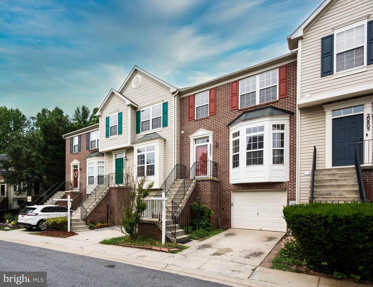 20807 Shamrock Glen Circle - Photo 1