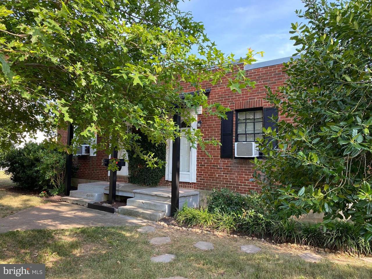 9261 Mosby Street - Photo 1