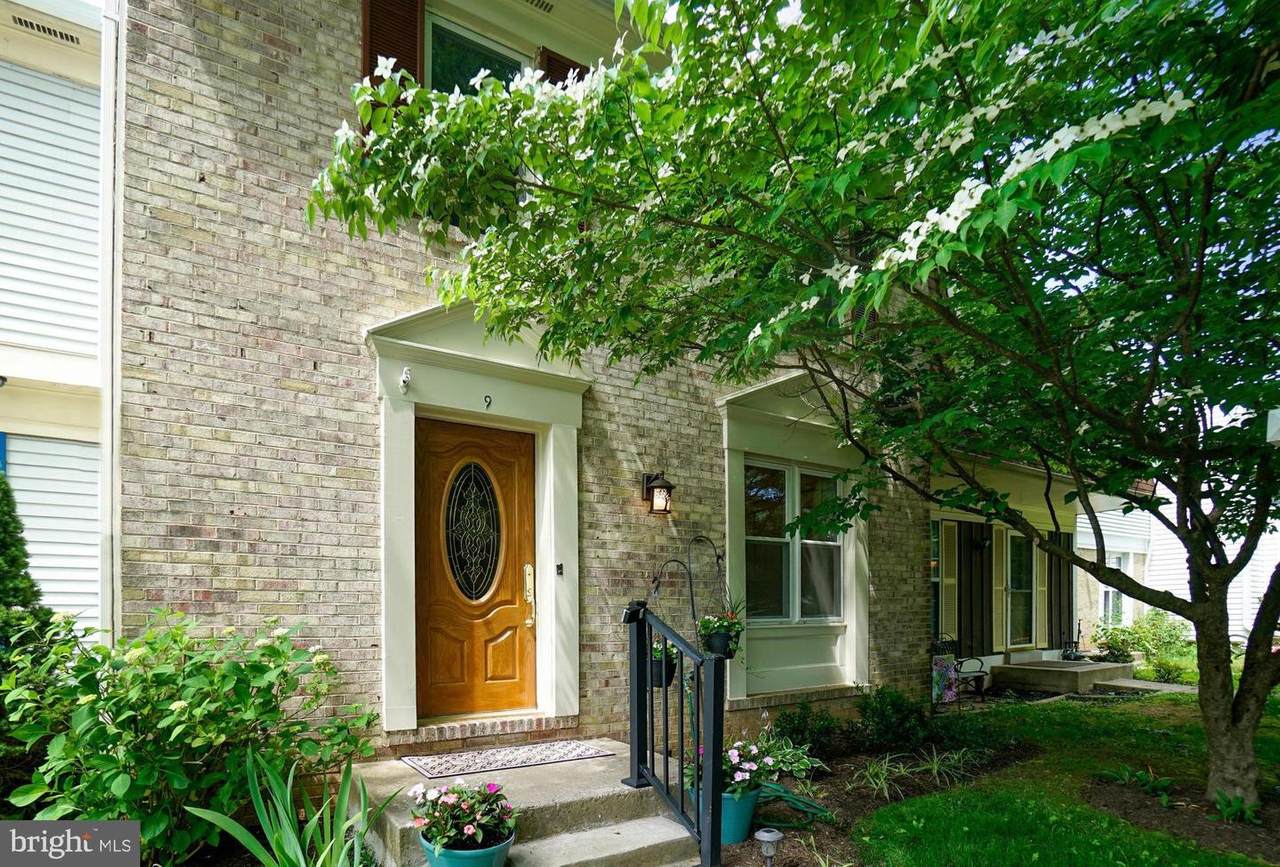 9 Hines Court - Photo 1