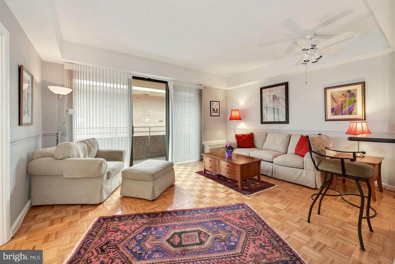 2141 P Street - Photo 1