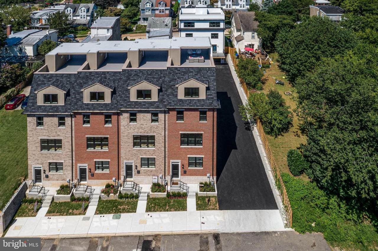 326 Wright Street - Photo 1