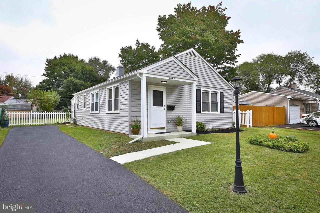 2645 Fernwood Avenue - Photo 1