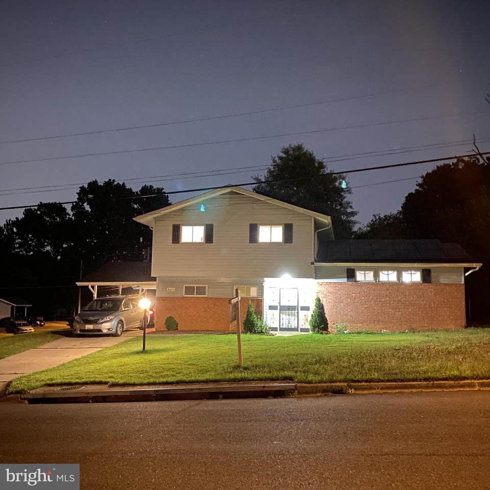 6600 Tall Oak Drive - Photo 1