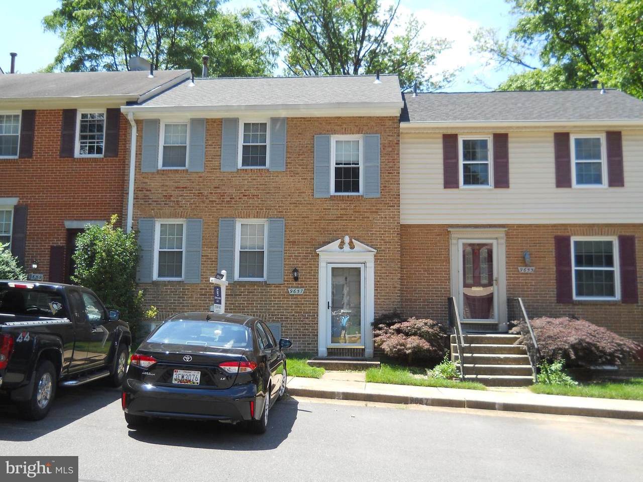9657 Lindenbrook Street - Photo 1