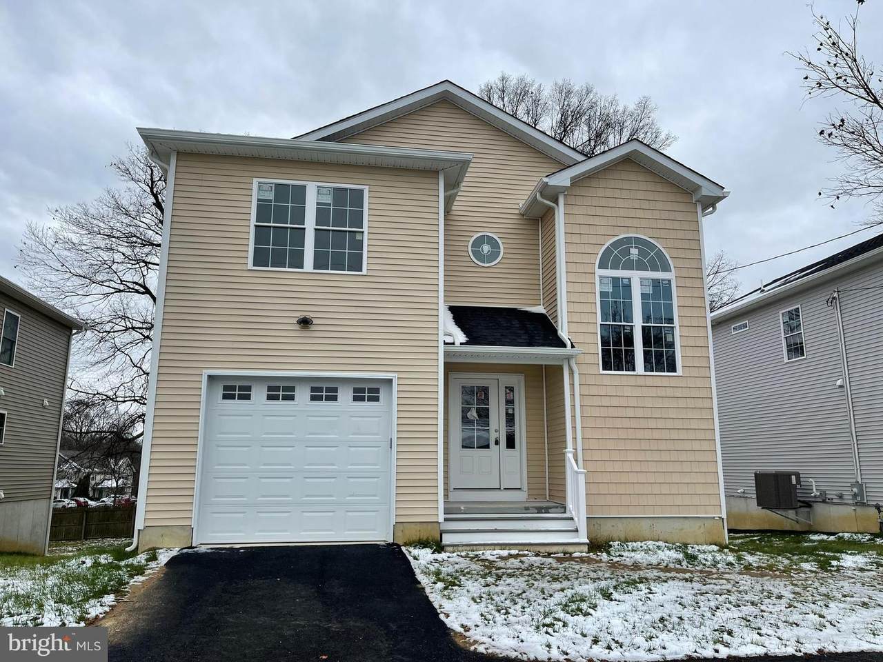 662 Old Baltimore Pike - Photo 1