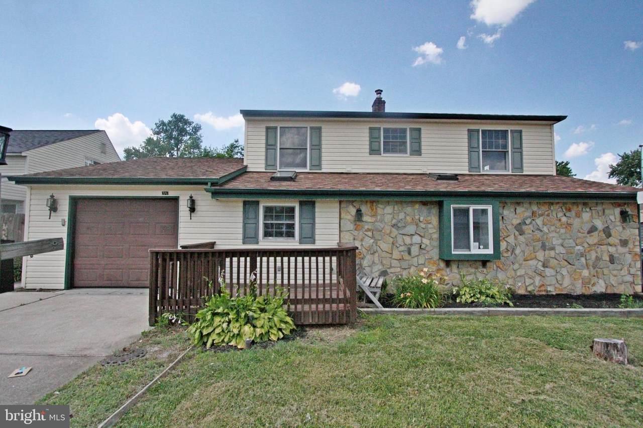 35 Ice Pond Road - Photo 1
