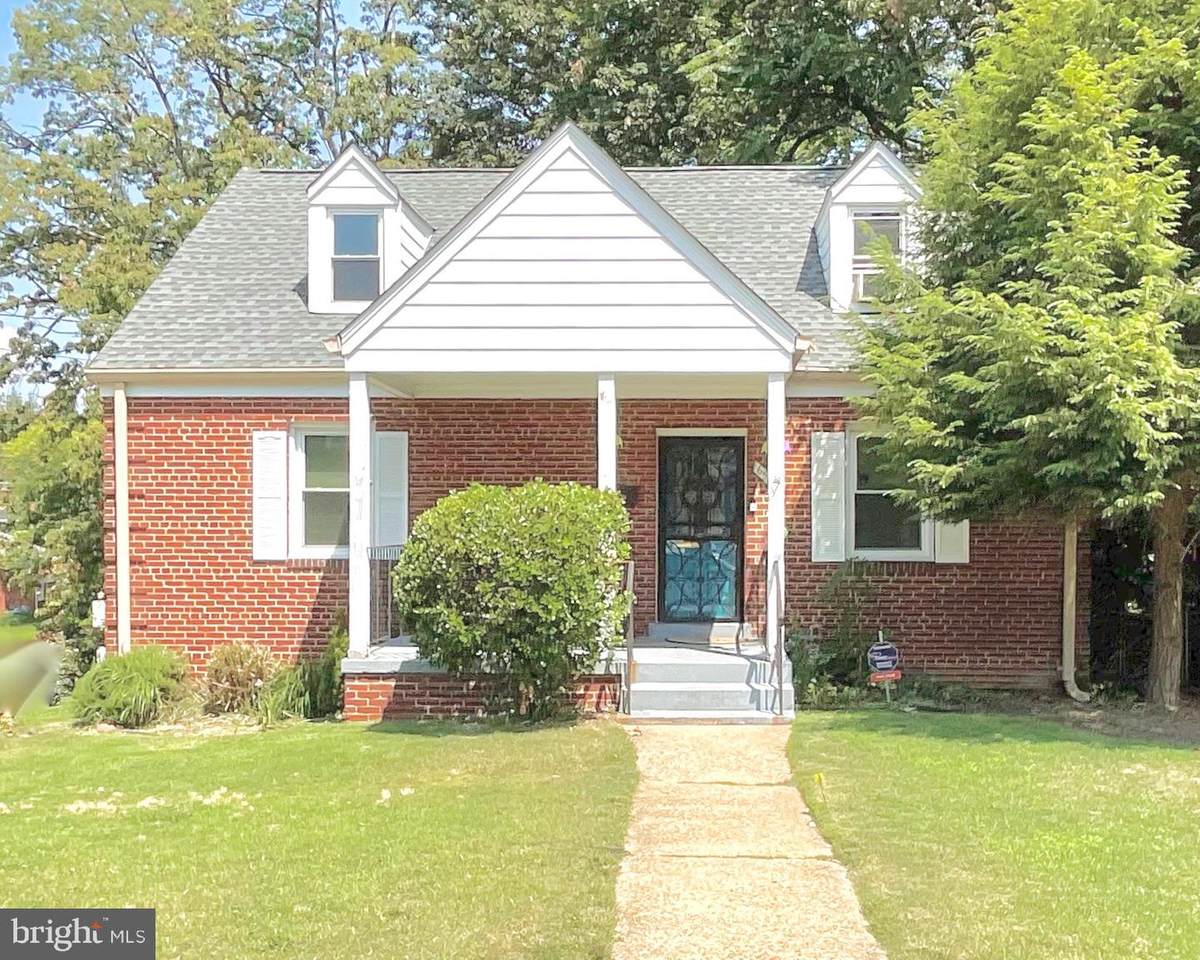 6500 Elmhurst Street - Photo 1