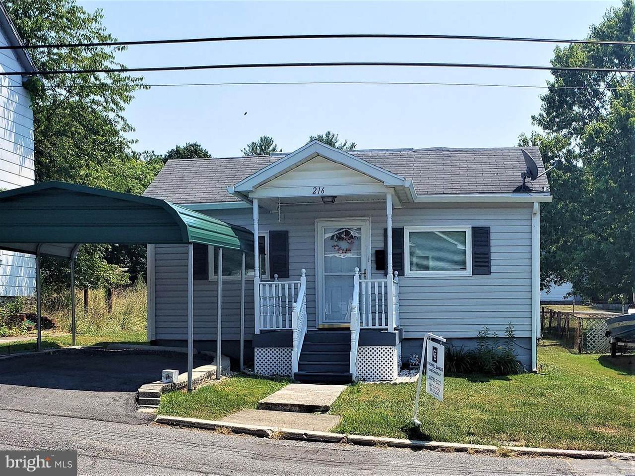 216 Green Street - Photo 1