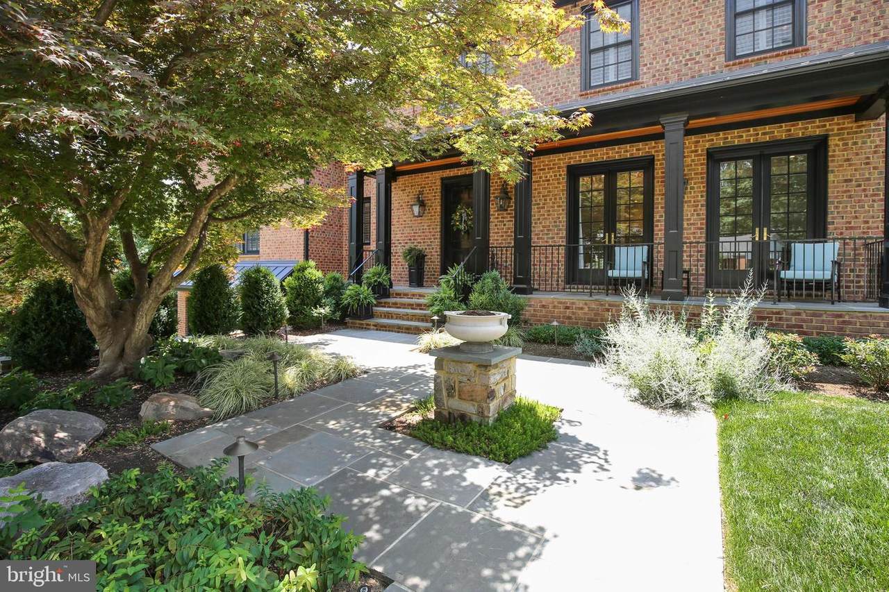 3038 Peary Street - Photo 1