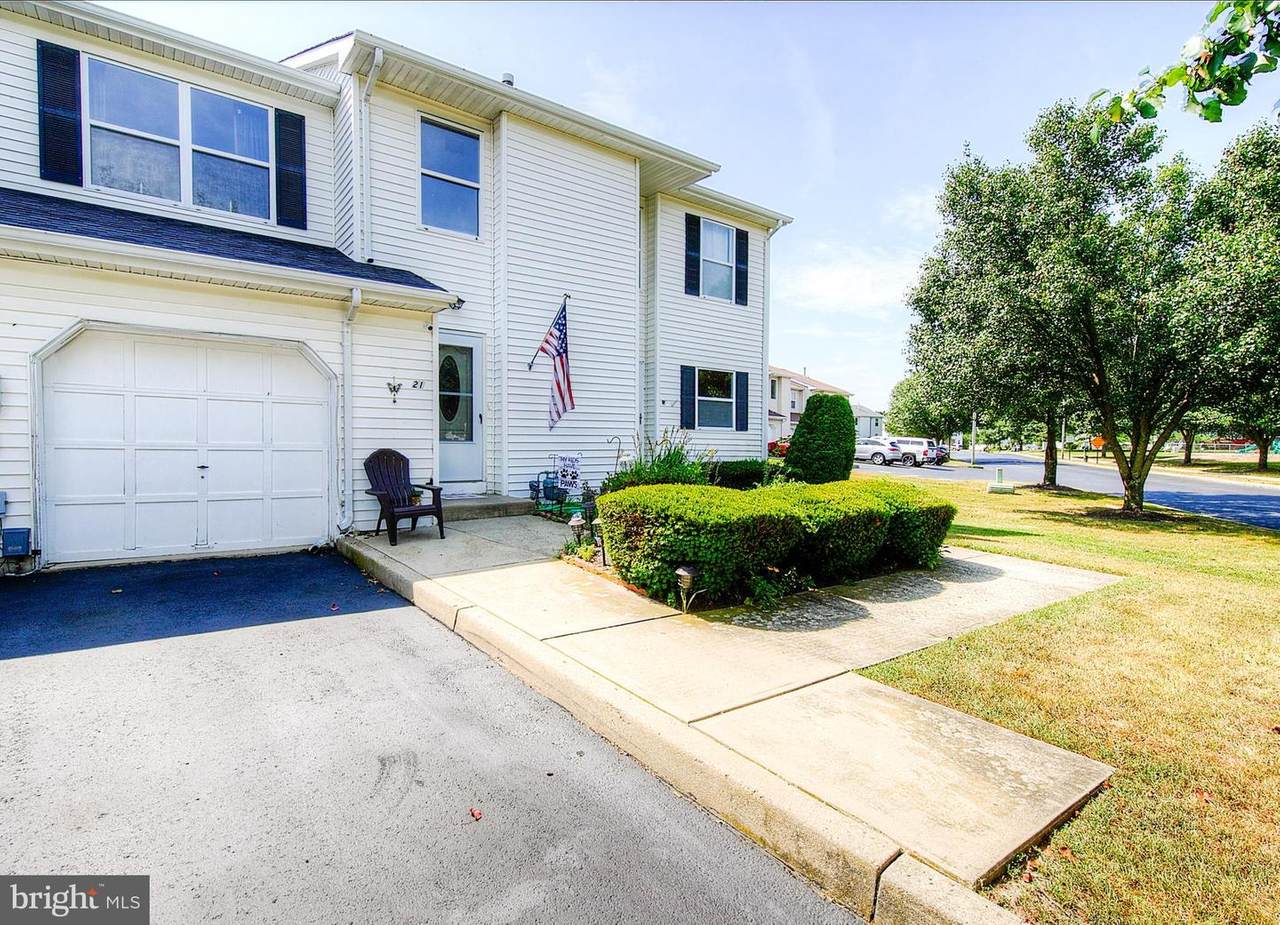 21 Vincent Court - Photo 1