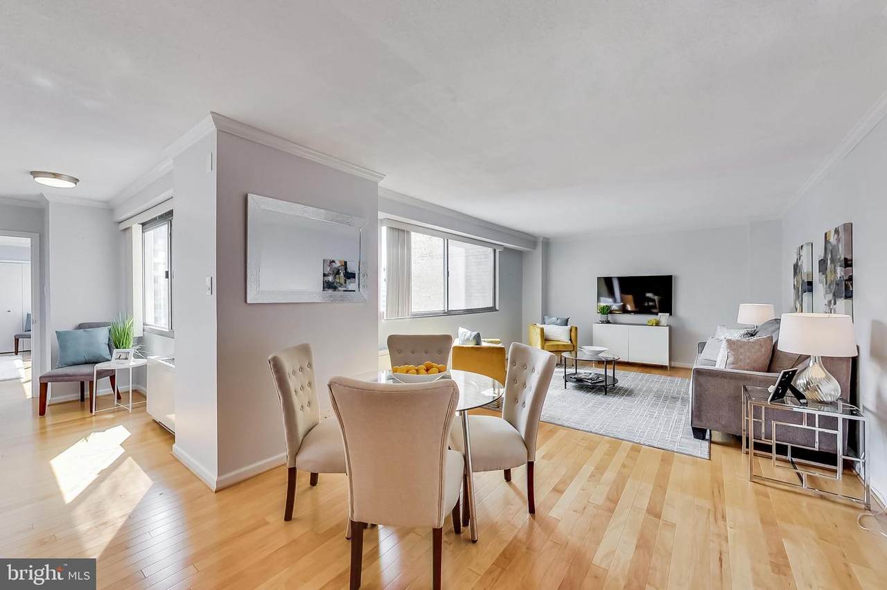 4515 Willard Avenue - Photo 1