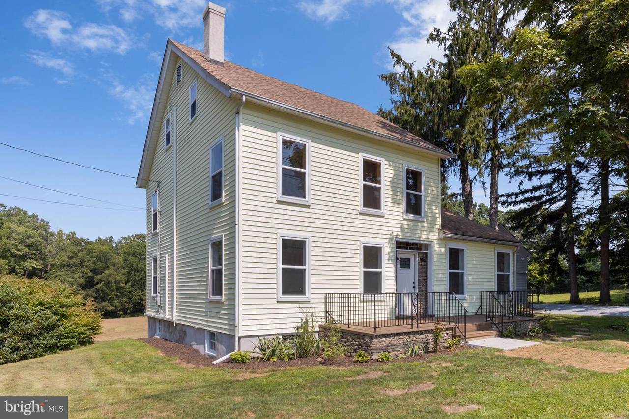77 Hope Crossing Road - Photo 1