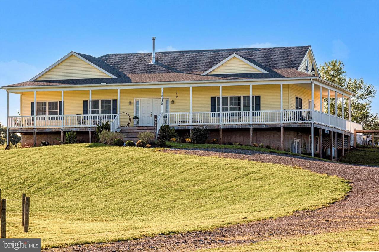 10330 Oak Hill Road - Photo 1