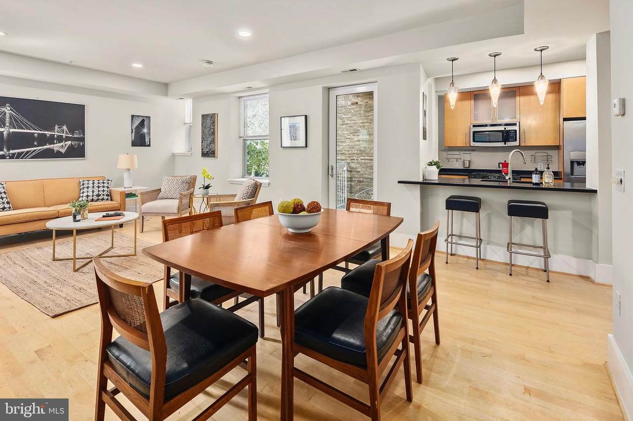 2914 11TH Street - Photo 1