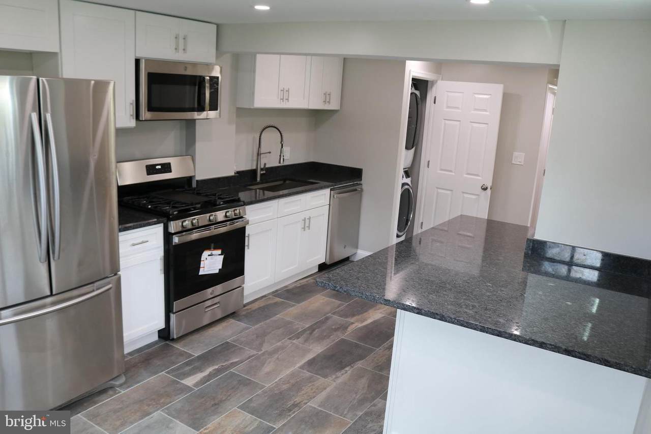 831 Ray Road - Photo 1