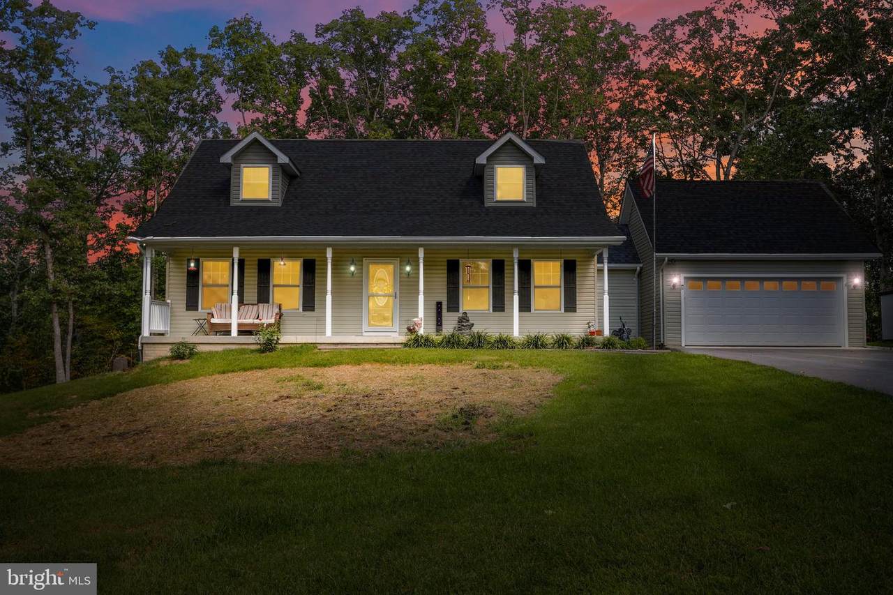 106 Hickory Road - Photo 1
