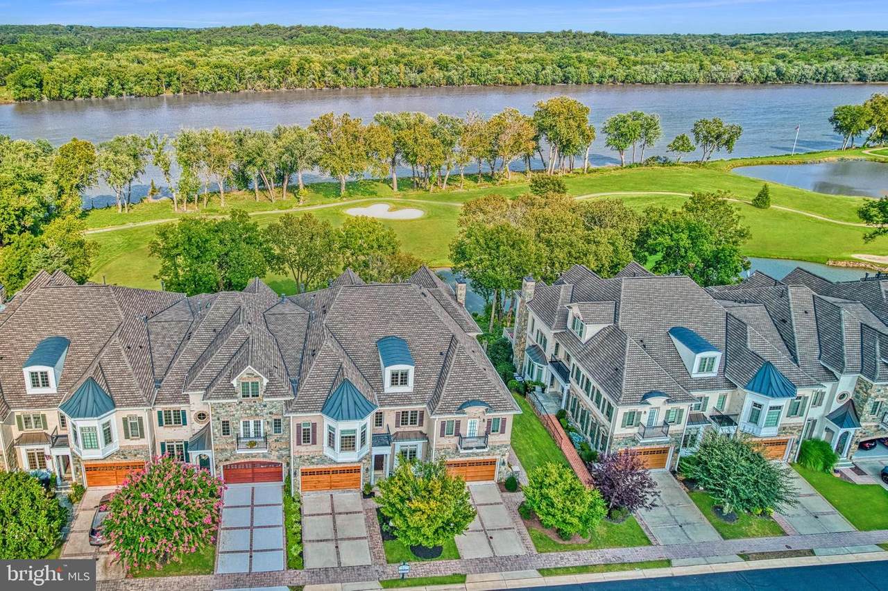 18362 Fairway Oaks Square - Photo 1