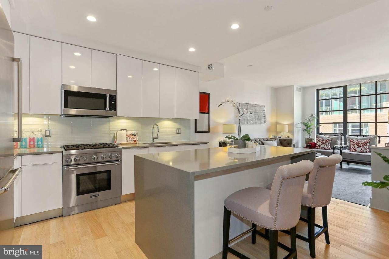 45 Sutton Square - Photo 1