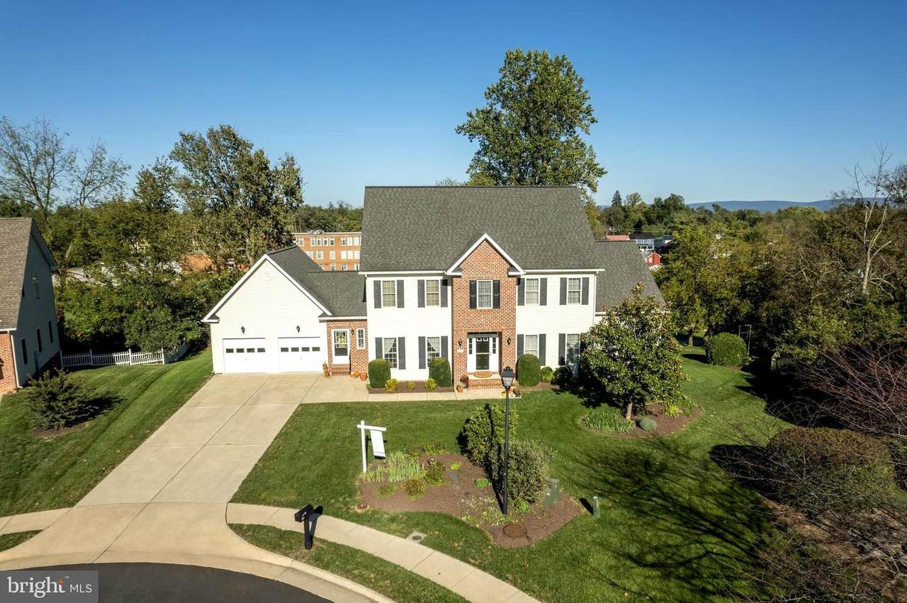 308 Harriman Court - Photo 1