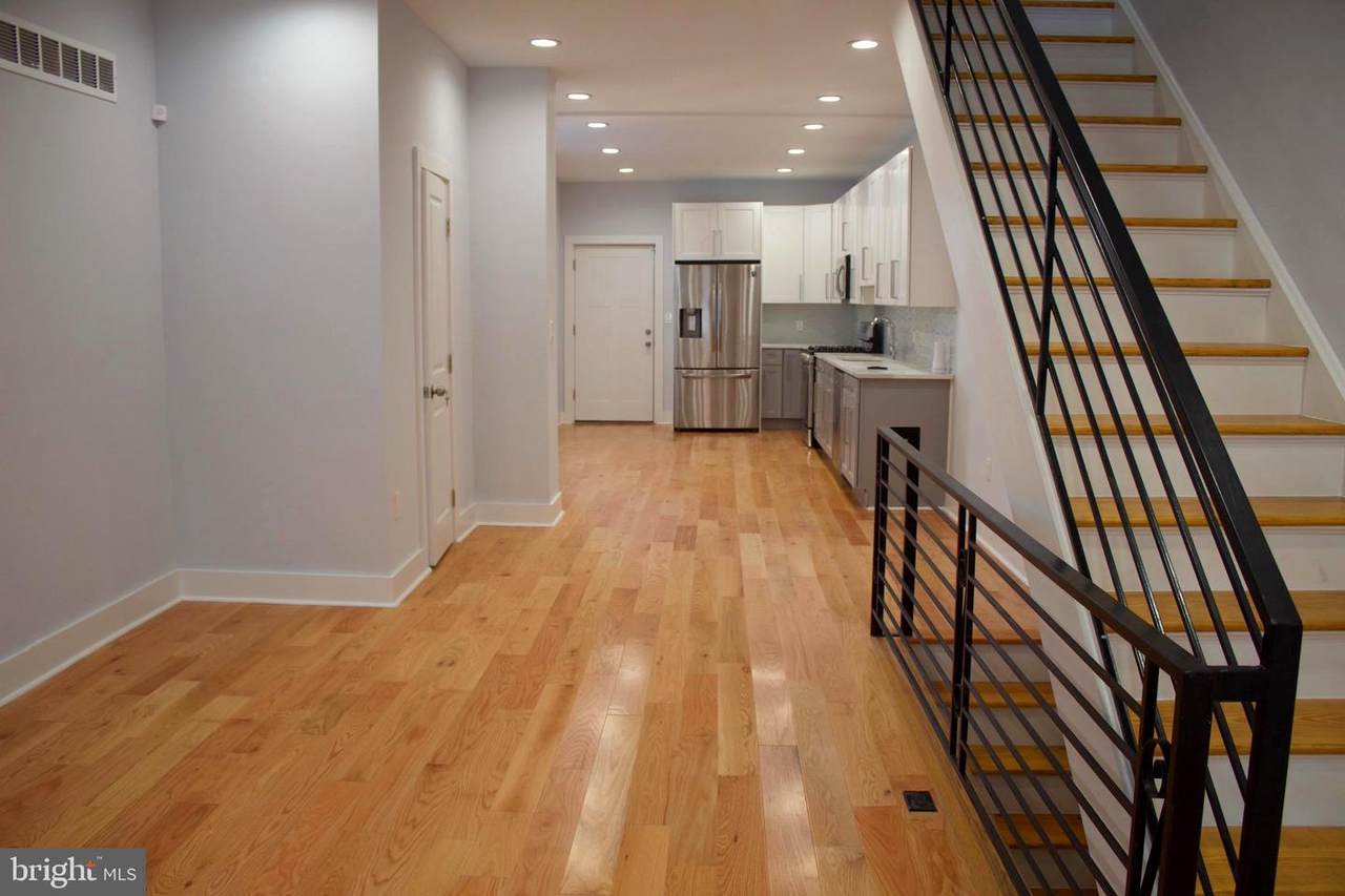 2341 Ann Street - Photo 1