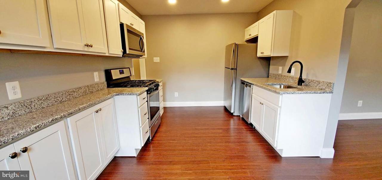4 Remington Avenue - Photo 1