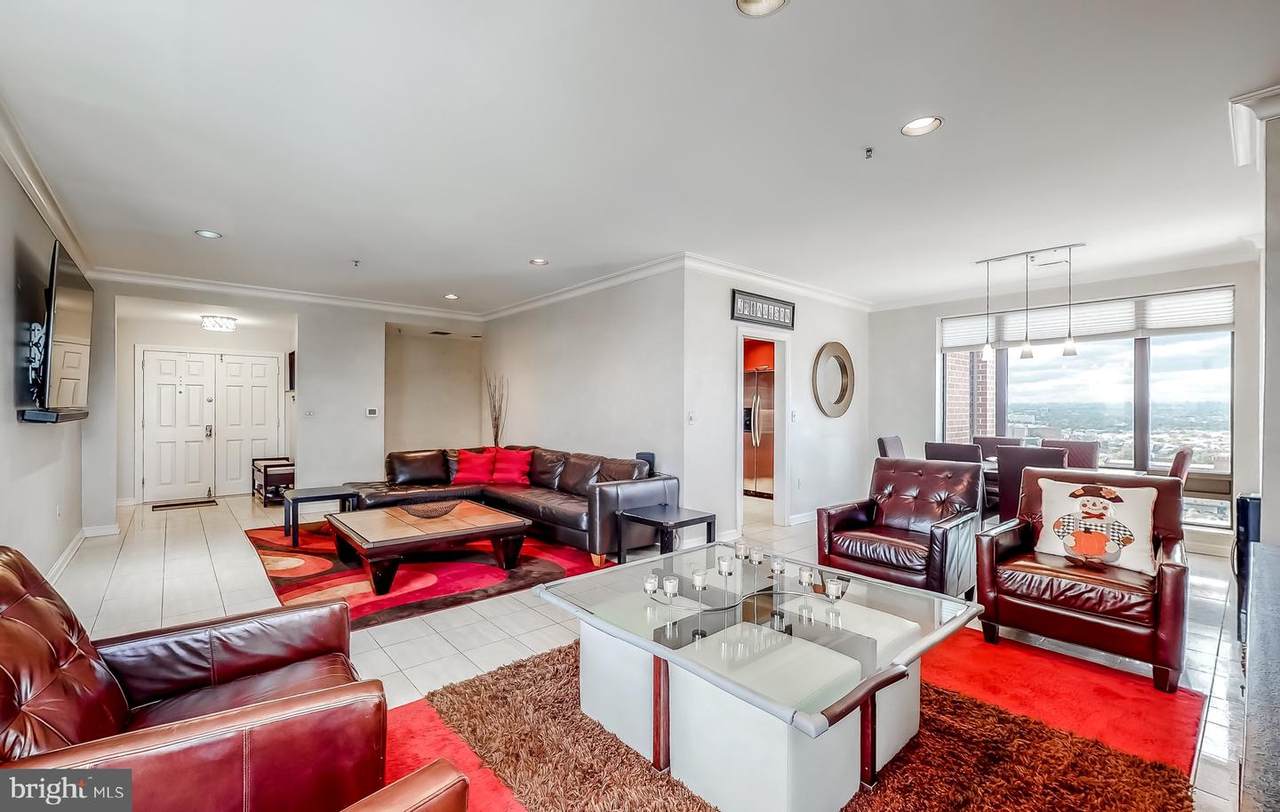 10 Lee Street - Photo 1
