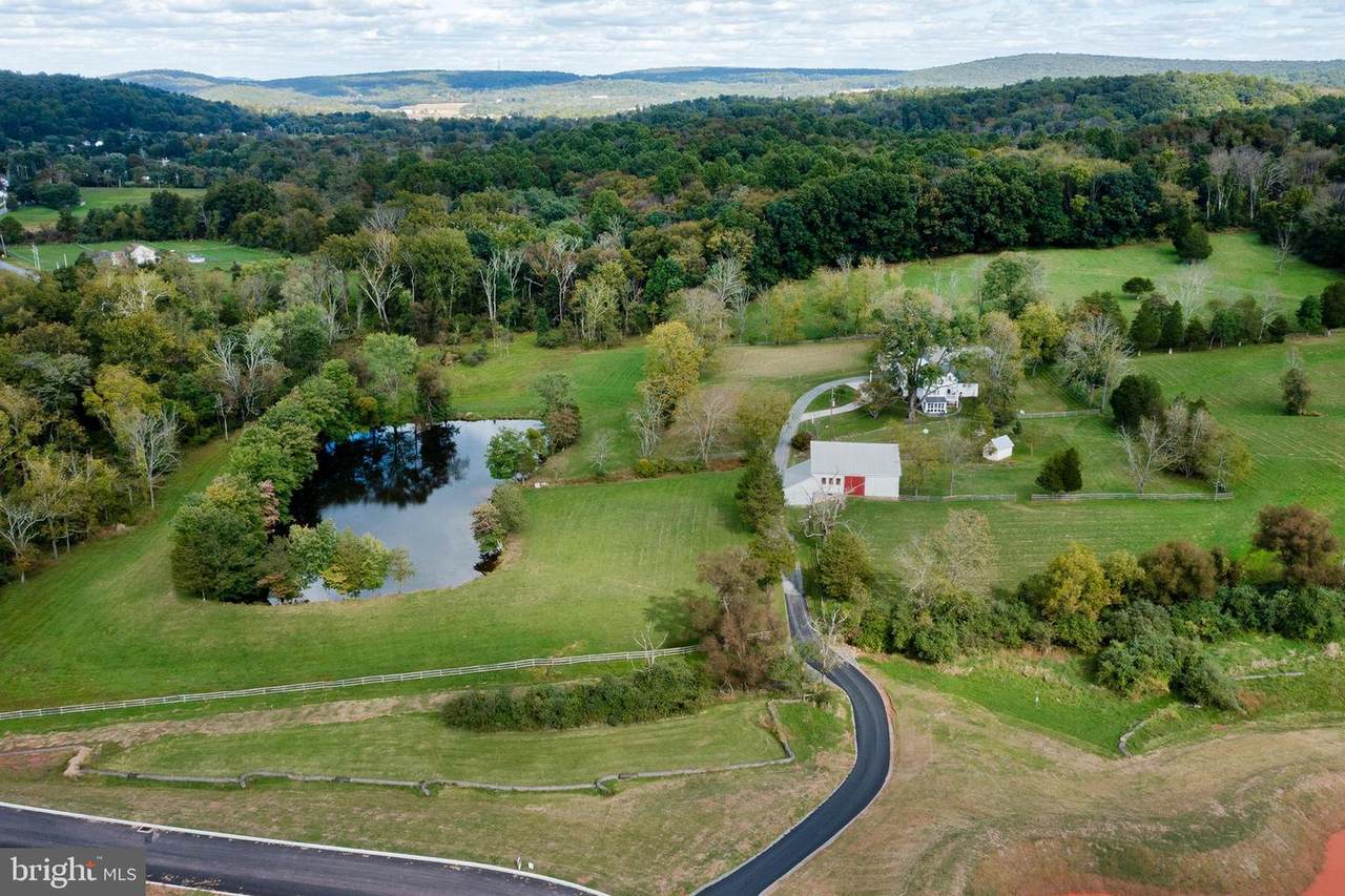 45 Swan Drive - Photo 1
