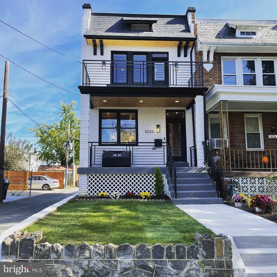 5235 7TH Street - Photo 1