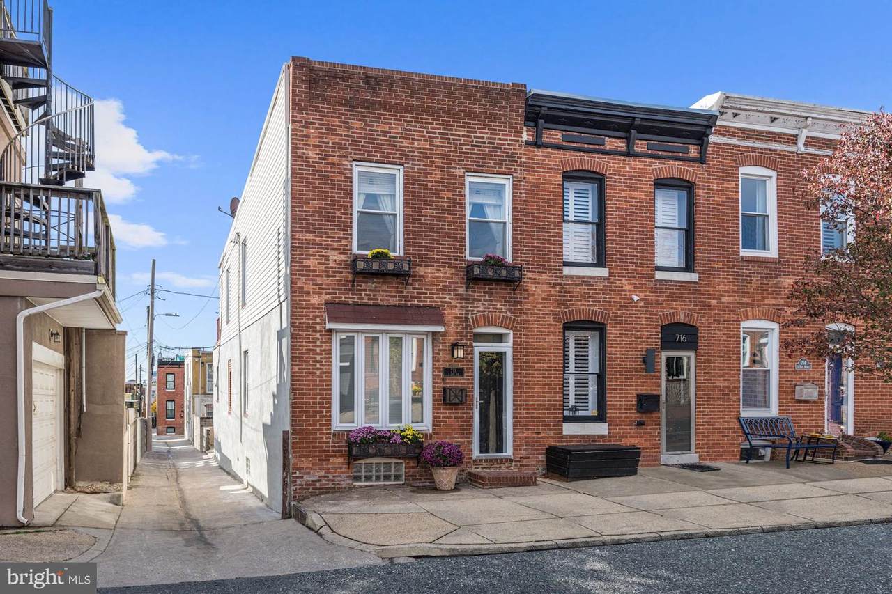 718 East Avenue - Photo 1