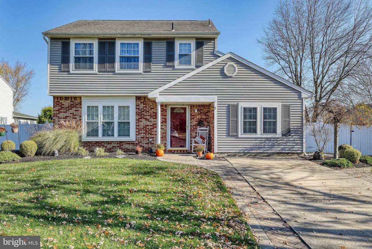 9 Honey Locust Lane - Photo 1