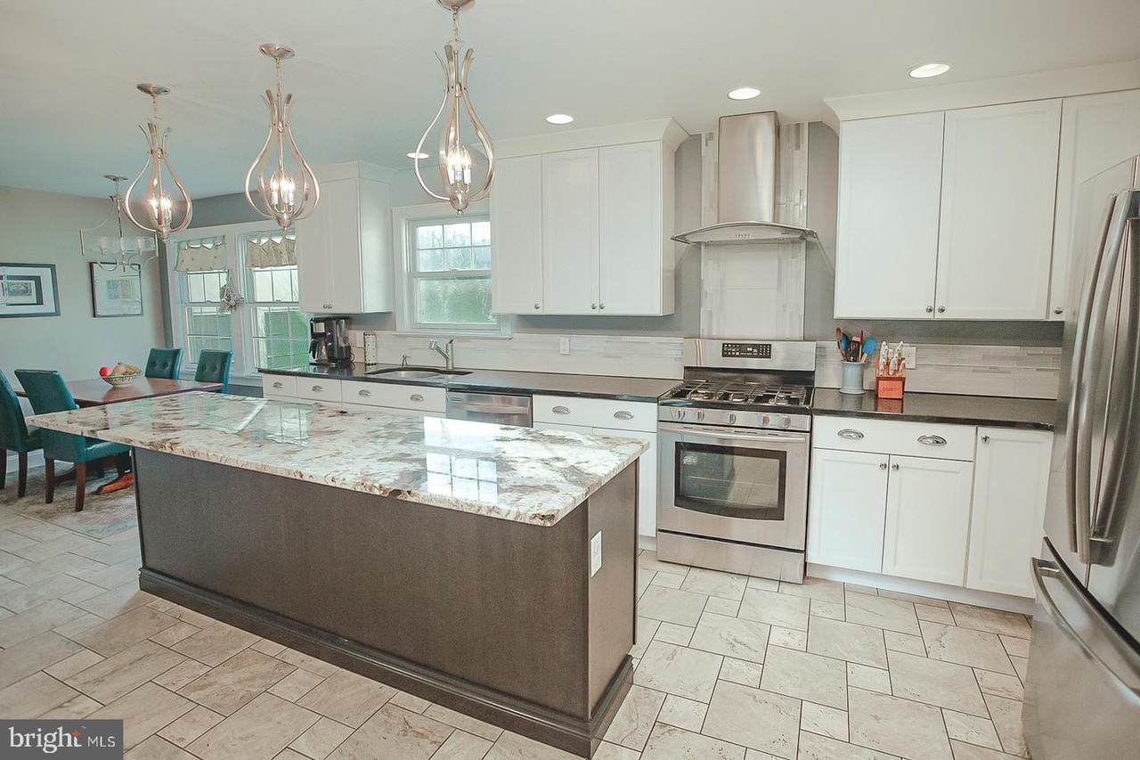 10 Pine Drive - Photo 1
