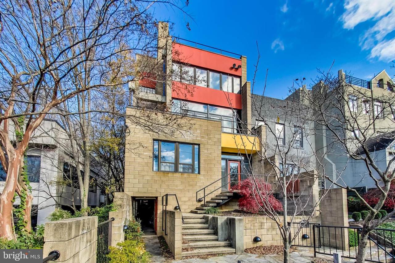 5171 Macarthur Boulevard - Photo 1