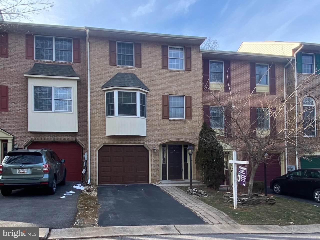 1024 Lindsay Lane - Photo 1