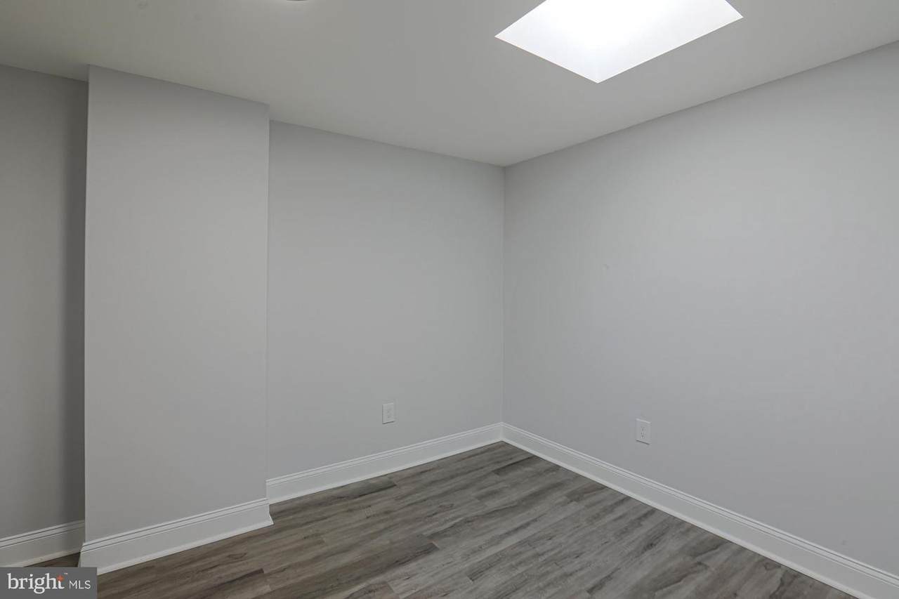 1107 Carey Street - Photo 1