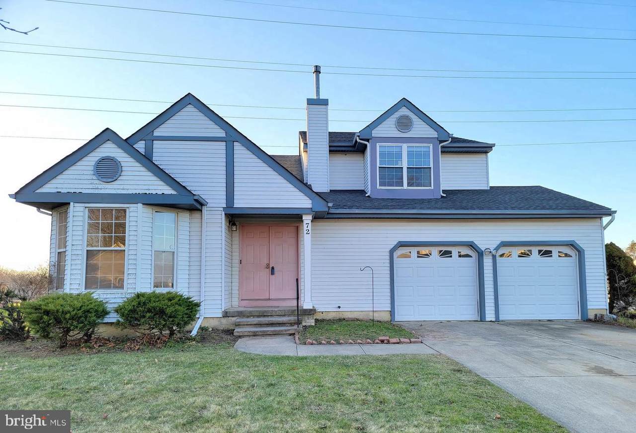 72 Hawk Lane - Photo 1