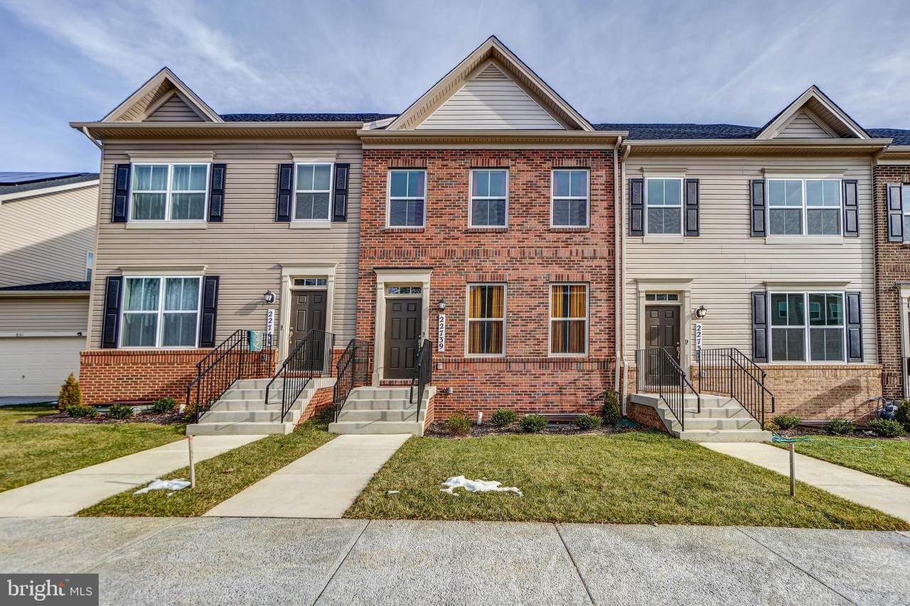 22739 Tate Street - Photo 1