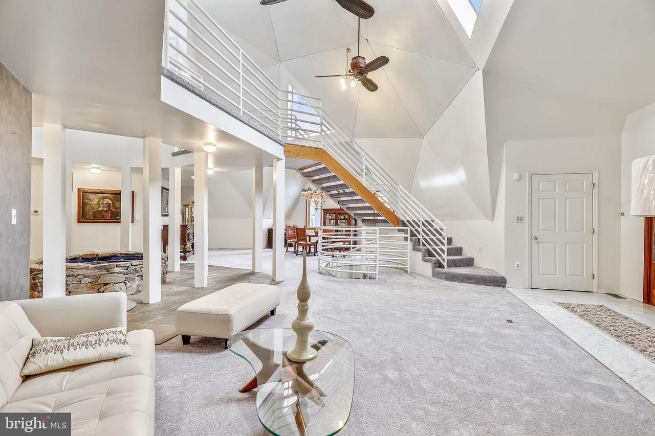 4409 Henderson Road - Photo 1